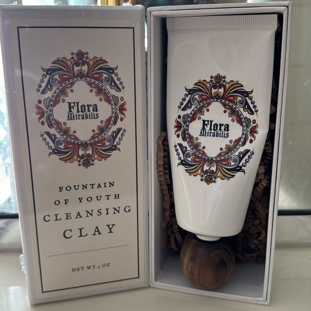 Flora Mirabilis Fountain of Youth Cleansing Clay